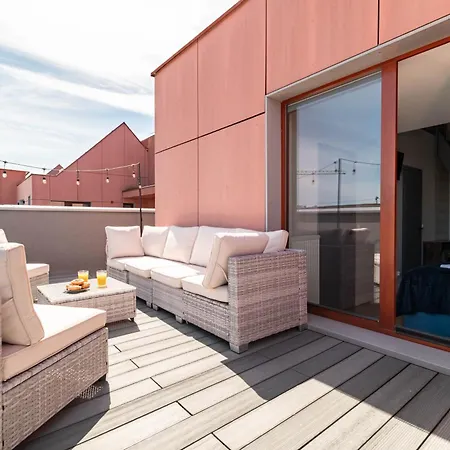 Chmielna Penthouse River View * Danzica