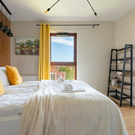 Chmielna Penthouse River View *